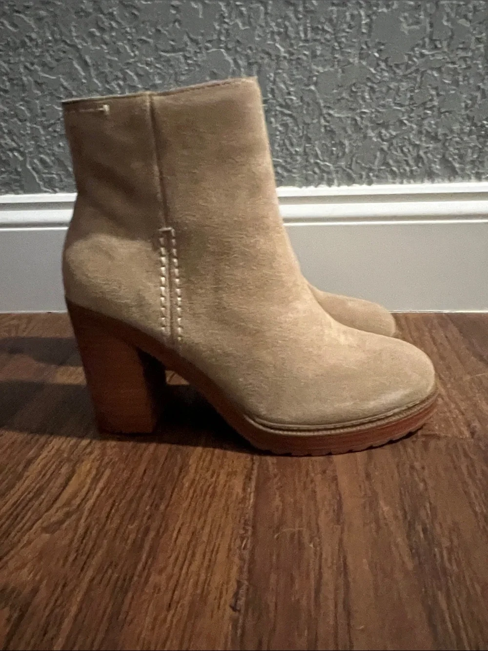 Crown Vintage size women’s